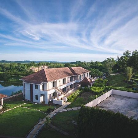 Nong Ya Plong Leaves Valley Resort מראה חיצוני תמונה