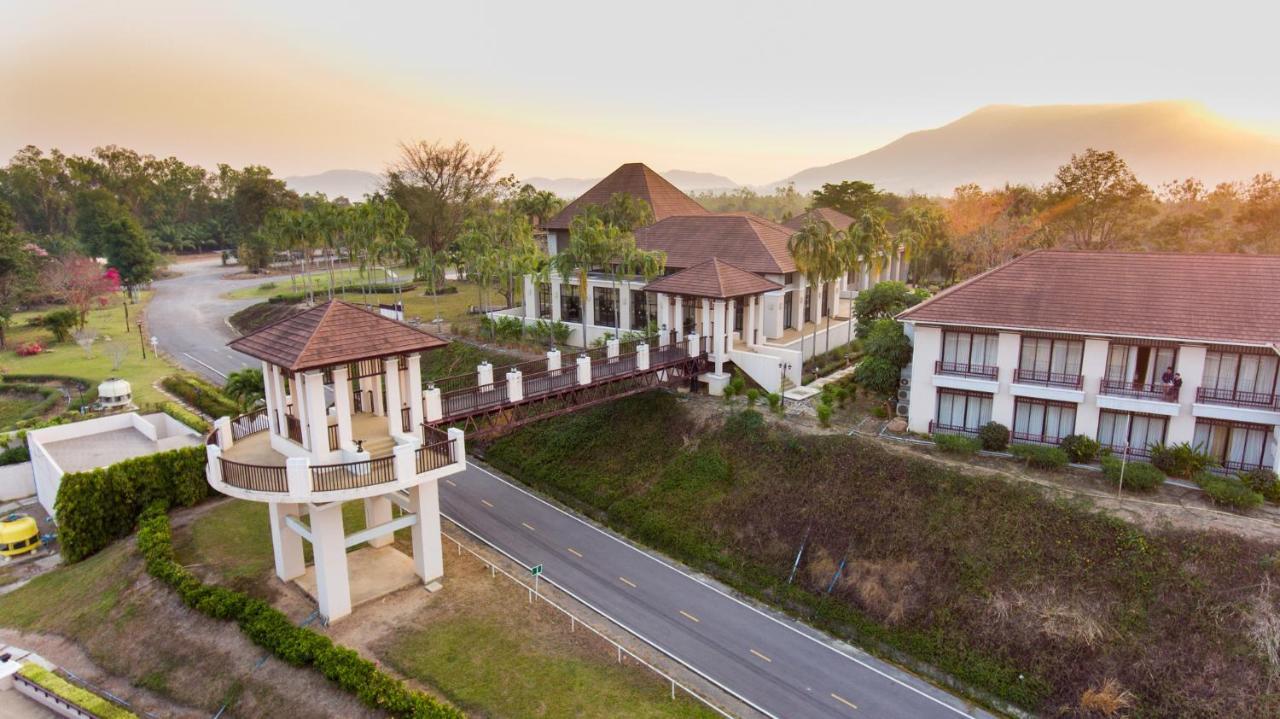 Nong Ya Plong Leaves Valley Resort מראה חיצוני תמונה
